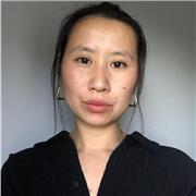 Soy graduada en Historia del Arte e imparto clases a todos los niveles formativos tanto de esta materia como Historia y Geografía